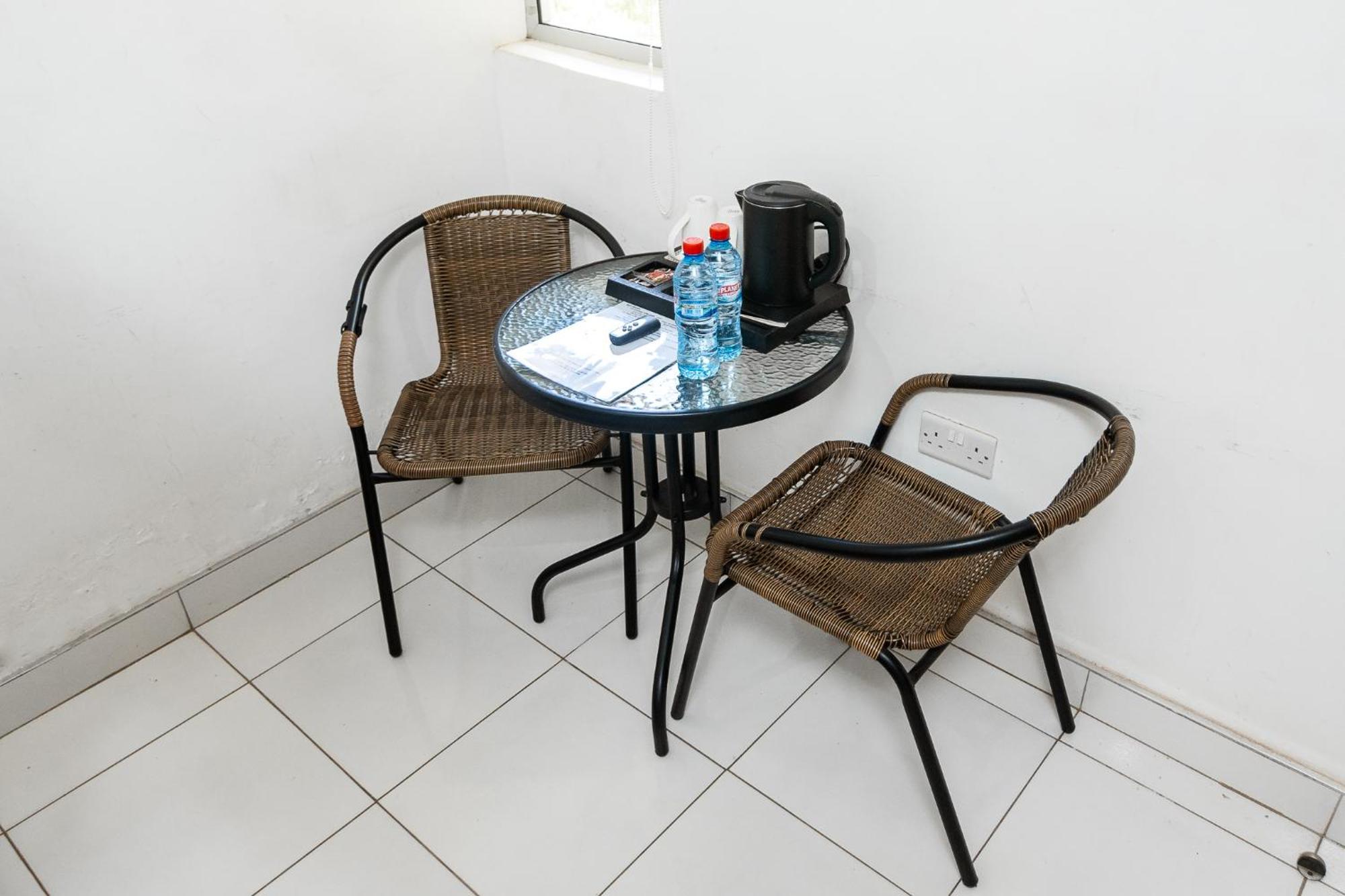 Harry'S Kisumu Oasis Aparthotel Luaran gambar